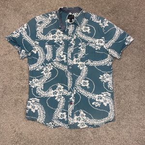 CPO Shirt Hawaiian Floral Button Up Short Sleeve Casual Blue Size Medium